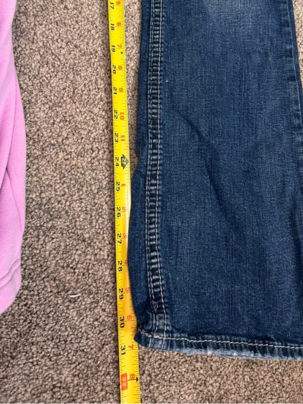 Silver blue Jeans W/ Studd Distressing Details - Picture 4 of 8
